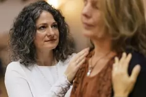 Frauenkreis_Frauentempel_awakening_women_münchen Frauenkreis inspiriert von Chameli Gad